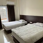 De Capitol Hotel Syariah