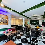 De Capitol Hotel Syariah