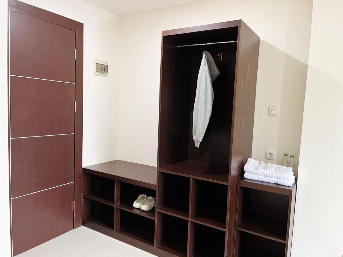 De Capitol Syariah Hotel *